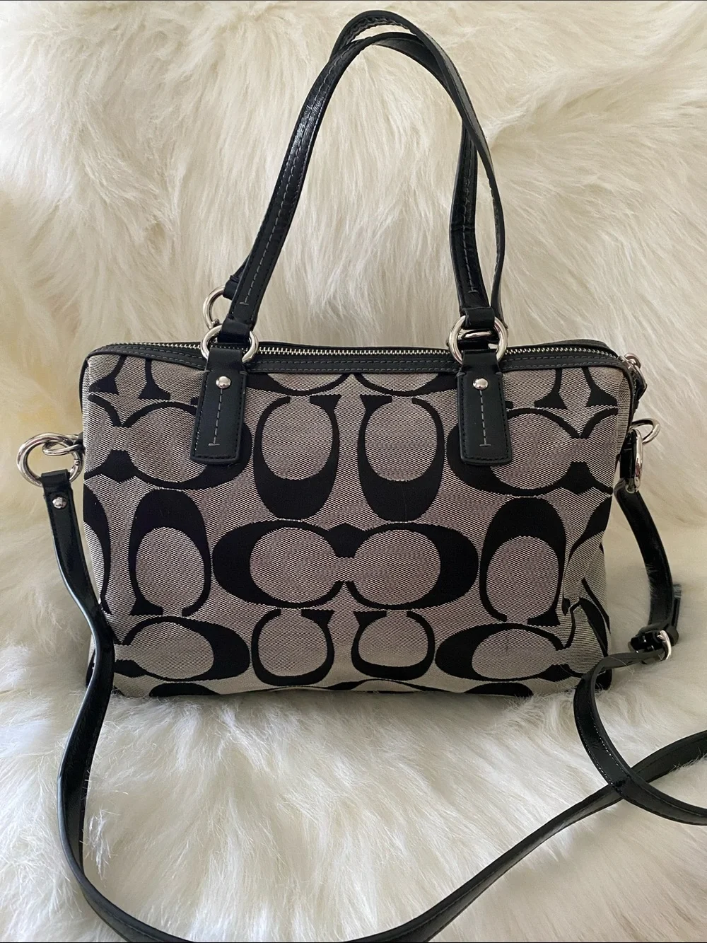 COACH Signature Jacquard Stripe Satchel in Black/ Gray with Strap F24364 EUC